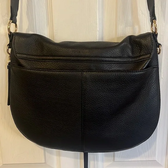 VINCE CAMUTO BARNA LEATHER SADDLE BAG BLACK WITH GOLD TONE HARDWARE - Picture 4 of 16